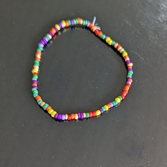 2 Taylor Swift Handmade Bracelets She's Fine She Wasn't Doing Anything B… - Picture 4 of 5